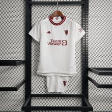 Manchester United 23/24 Kit Criança