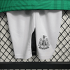 Newcastle 23/24 Kit Criança