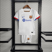 Barcelona 23/24 Kit Criança