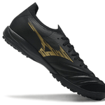 Chuteira Society Mizuno Morelia Neo Sala TF Preta e Dourada "Aurum Pack"