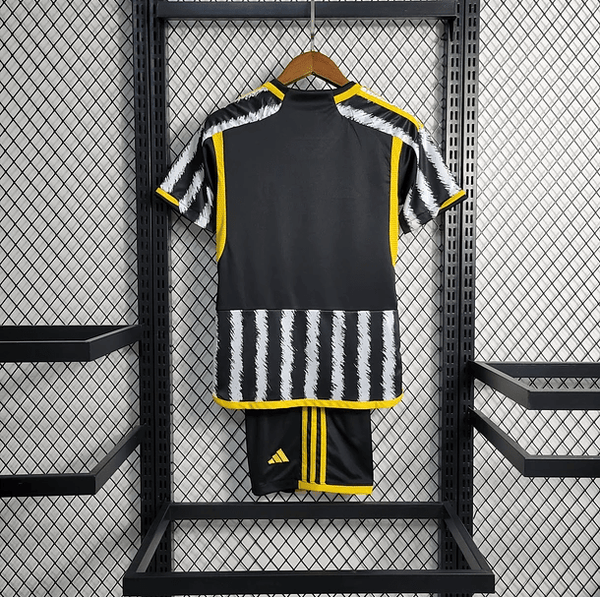 Juventus 23/24 Kit Criança Principal